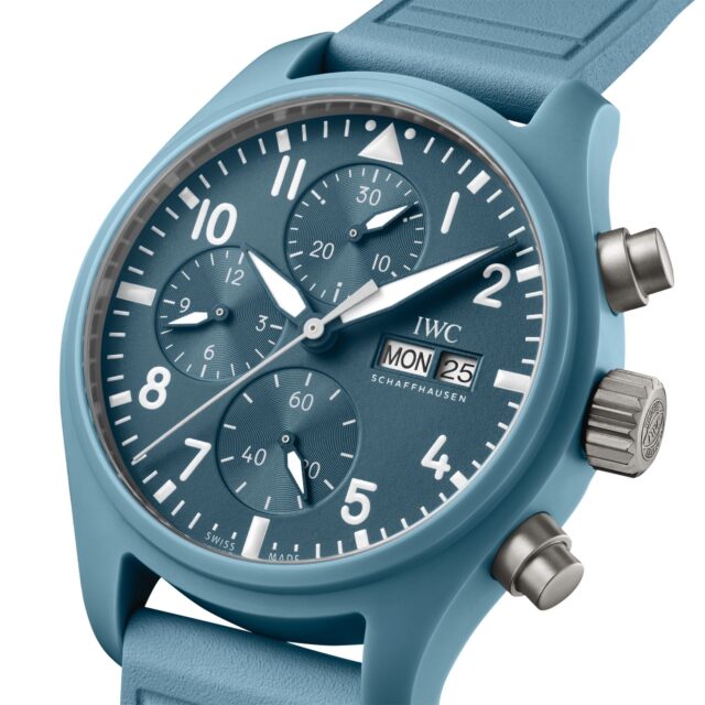 Egyre színesebb az IWC pilóta-palettája. 

https://kronometer.hu/2025/08/02/ujabb-szinnel-bovult-az-iwc-colors-of-top-gun-kollekcioja/